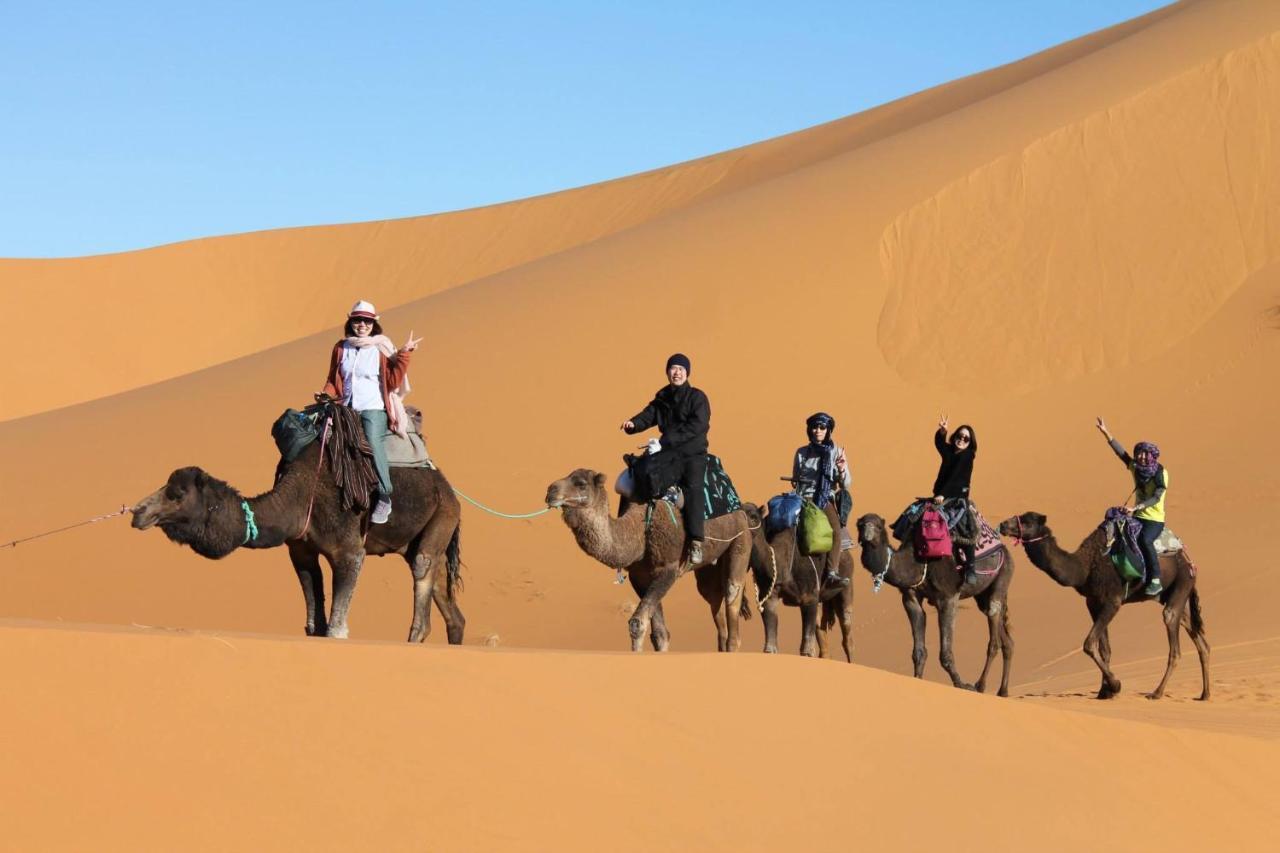 Camel Trekking Camp Мерзуга Экстерьер фото