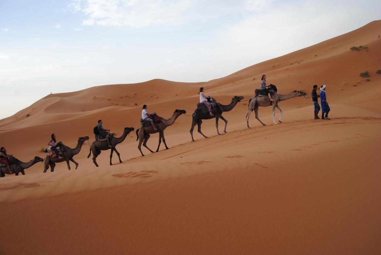 Camel Trekking Camp Мерзуга Экстерьер фото