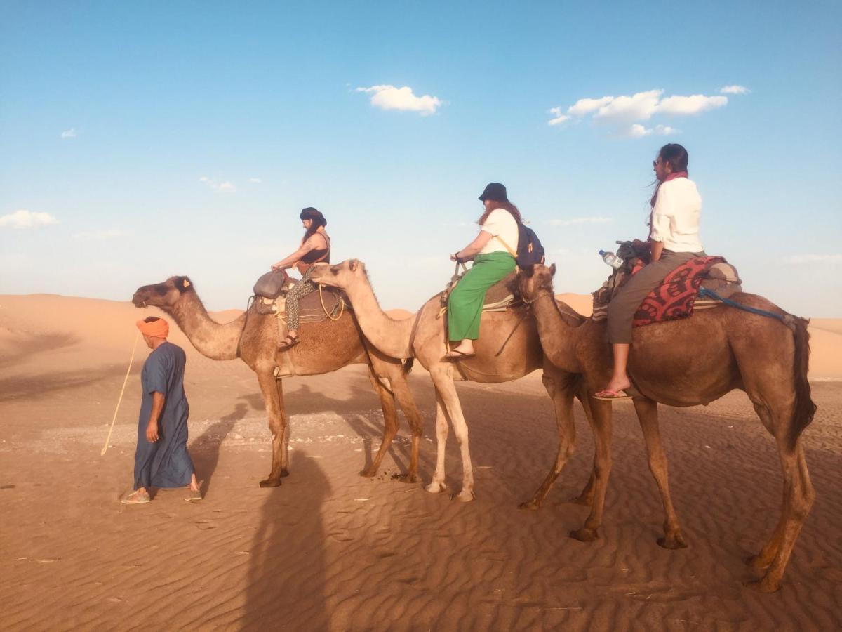 Camel Trekking Camp Мерзуга Экстерьер фото