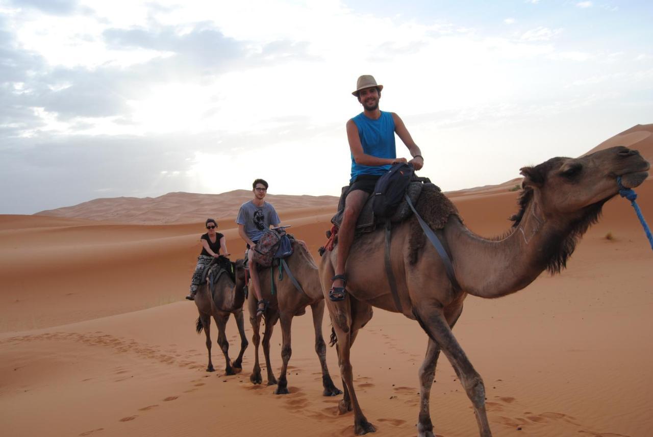 Camel Trekking Camp Мерзуга Экстерьер фото